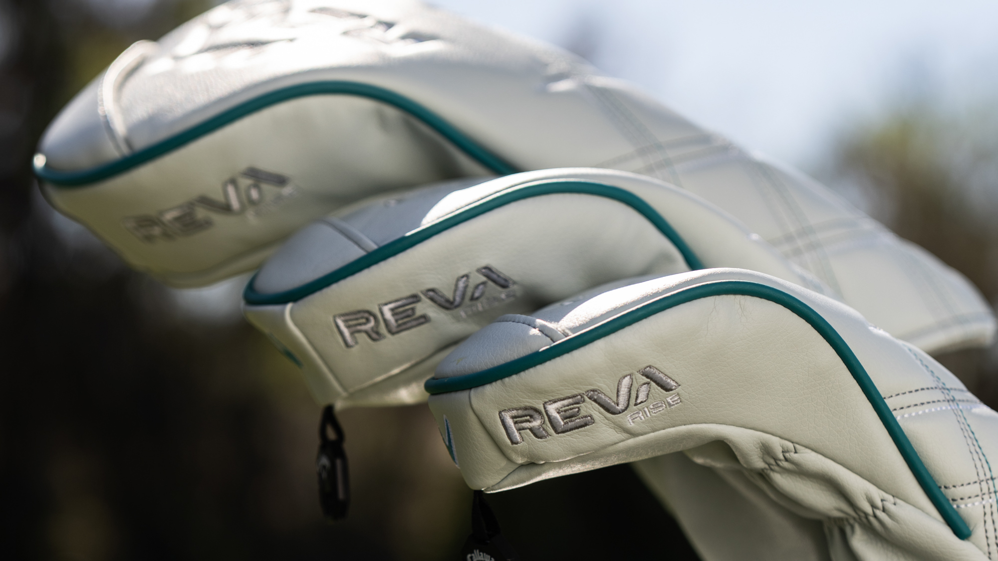 REVA RISEのヘッドカバー画像