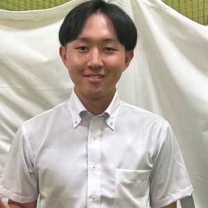 店長　坂本 晴貴