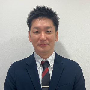 店長　宮川 卓大